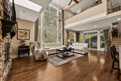 Breakfast Nook Photo of 14059 33b Avenue, Surrey, BC