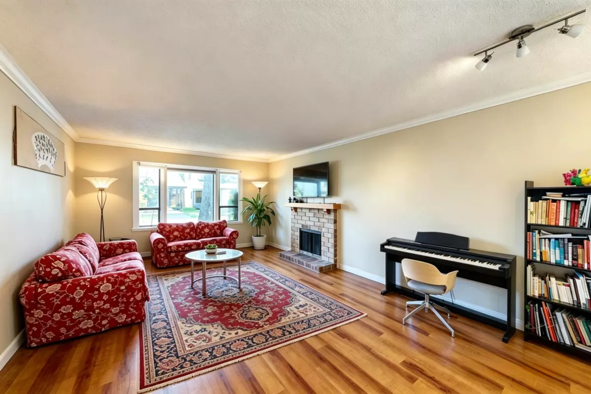 Living Room Photo of 4 6245 Sheridan Road, Richmond, BC
