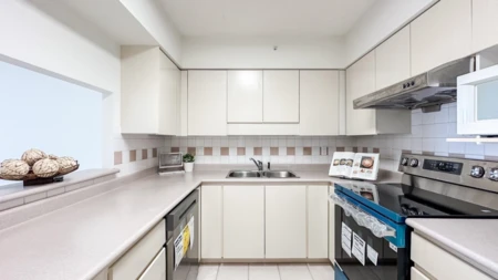 Kitchen Photo of 803 8248 Lansdowne Road, Richmond, BC