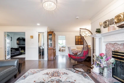 Breakfast Nook Photo of 8433 150a Street, Surrey, BC