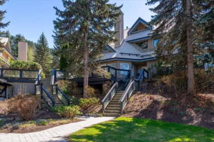 34 4857 Painted Cliff Road, Whistler, BC, Whistler — Townhouse for sale