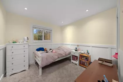 Office / Den Photo of 13507 15 Avenue, Surrey, BC