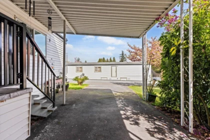 3 8220 King George Boulevard, Surrey, BC, Surrey — Manufactured Home for sale
