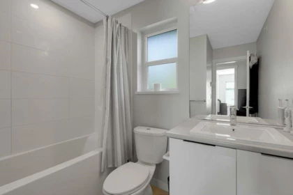 Hallway Photo of 2802 23061 Lougheed Avenue, Maple Ridge, BC
