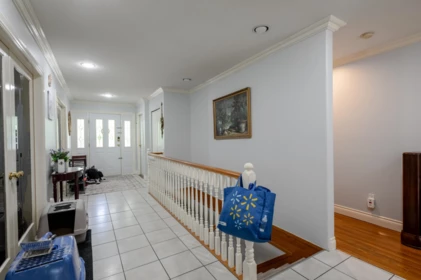 Hallway Photo of 13747 115 Avenue, Surrey, BC