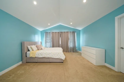 Entry Foyer Photo of 217 Jackson Street, Coquitlam, BC