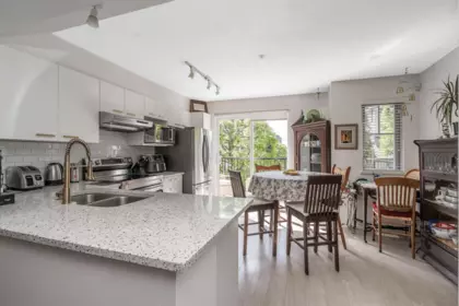 Kitchen Island Photo of 9 20540 66 Avenue, Langley, BC