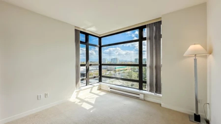 Office / Den Photo of 902 8160 Lansdowne Road, Richmond, BC