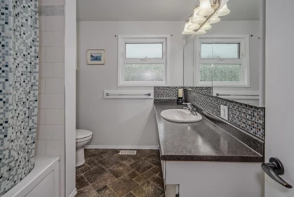 Powder Room Photo of 9079 Sylvester Road, Mission, BC