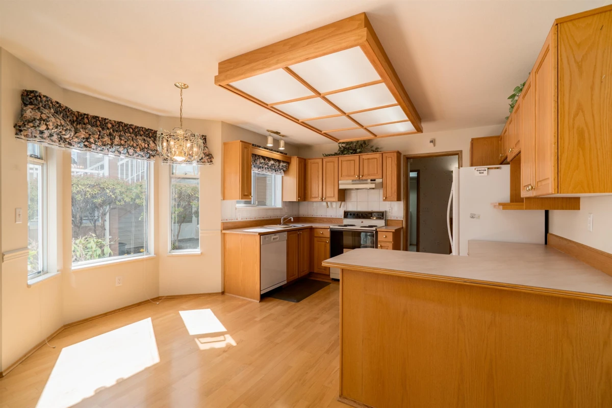Living Room Photo of 104 6875 121 Street, Surrey, BC