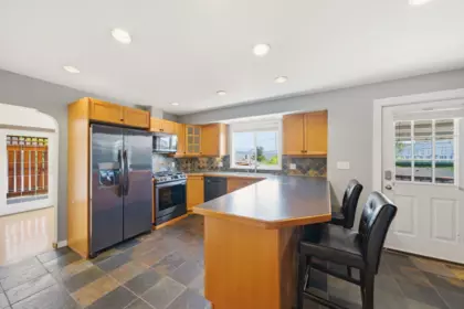 412 Blair Avenue, New Westminster, BC, New Westminster — Single Family Residence for sale
