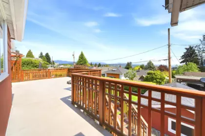 Garden / Landscaping Photo of 412 Blair Avenue, New Westminster, BC