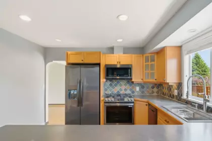 Kitchen Island Photo of 412 Blair Avenue, New Westminster, BC