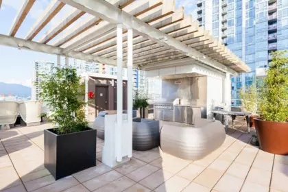 Garden / Landscaping Photo of 308 161 W Georgia Street, Vancouver, BC