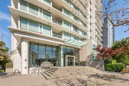 Outdoor Kitchen Photo of 308 161 W Georgia Street, Vancouver, BC