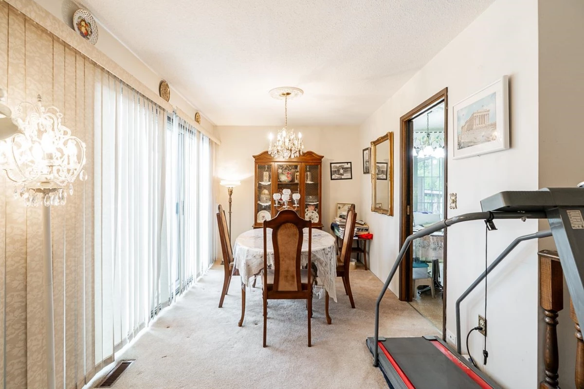 Family Room Photo of 4820 200 Street, Langley, BC