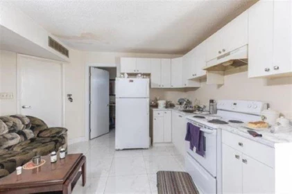 Basement Recreation Room Photo of 13325 66a Avenue, Surrey, BC