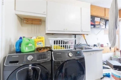 Guest Bathroom Photo of 13325 66a Avenue, Surrey, BC