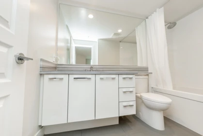 Primary Bathroom Photo of 2207 3093 Windsor Gate, Coquitlam, BC
