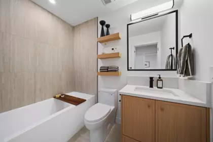 Laundry Room Photo of 21 32929 Cherry Avenue, Mission, BC