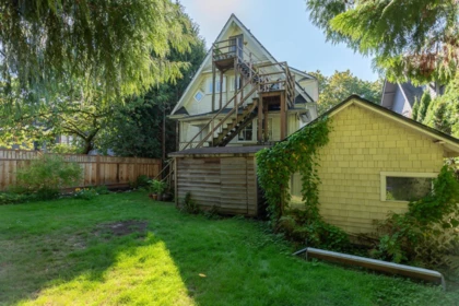 Hot Tub / Spa Photo of 2483 W 6th Avenue, Vancouver, BC