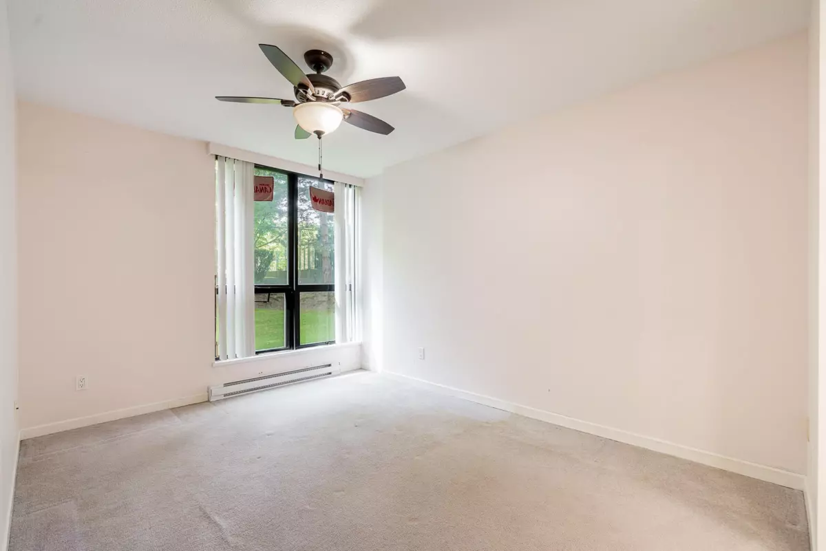 Dining Area Photo of 202 10899 University Drive, Surrey, BC