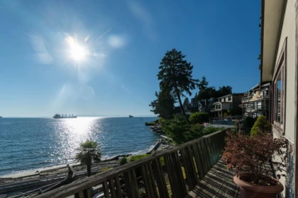 Outdoor Kitchen Photo of 3248 Marine Drive, West Vancouver, BC