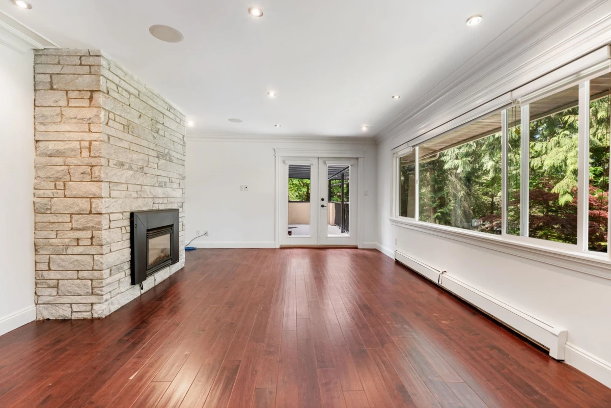 Living Room Photo of 13788 32 Avenue, Surrey, BC