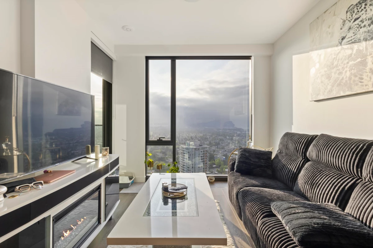 Family Room Photo of 3905 5987 Wilson Avenue, Burnaby, BC
