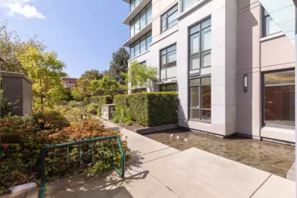 Backyard Photo of 801 5955 Balsam Street, Vancouver, BC
