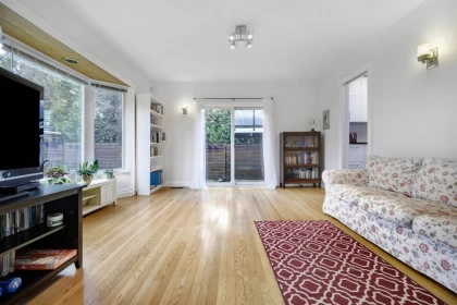 Primary Bedroom Photo of 828 Nicolum Court, North Vancouver, BC