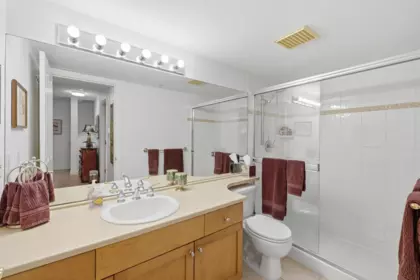 Hot Tub / Spa Photo of 5338 Larch Street, Vancouver, BC