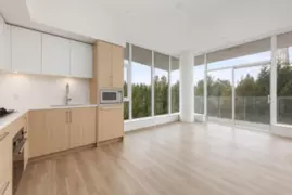 416 9675 King George Boulevard, Surrey, BC