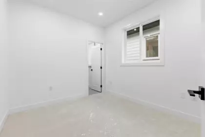 Entry Foyer Photo of 20540 76 Avenue, Langley, BC