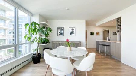 Breakfast Nook Photo of 1202 1788 Columbia Street, Vancouver, BC