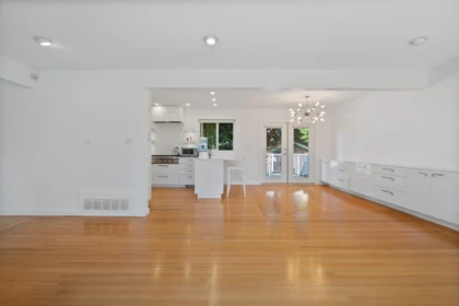 Breakfast Nook Photo of 2039 Compton Court, Coquitlam, BC