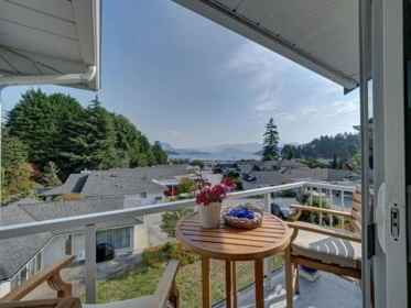 Breakfast Nook Photo of 40 696 Trueman Road, Gibsons, BC