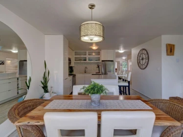 Kitchen Island Photo of 40 696 Trueman Road, Gibsons, BC