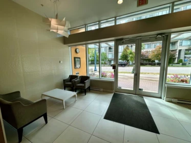 609 7117 Elmbridge Way, Richmond, BC, Richmond — Apartment/Condo for sale