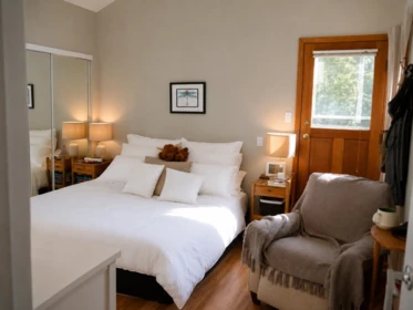 Bedroom 3 Photo of 5579 Sans Souci Road, Halfmoon Bay, BC