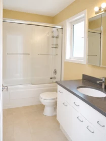 Guest Bathroom Photo of 5579 Sans Souci Road, Halfmoon Bay, BC