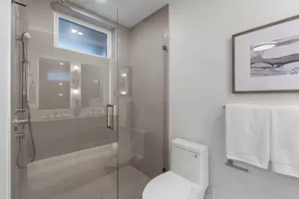 Guest Bathroom Photo of 4 4963 Chester Street, Vancouver, BC