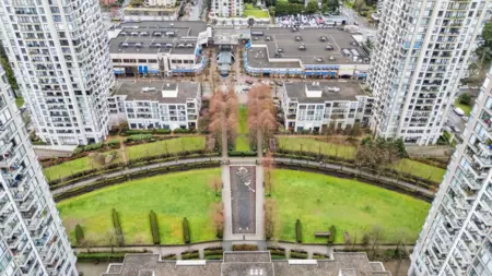 Garden / Landscaping Photo of 609 7138 Collier Street, Burnaby, BC