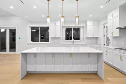 Hot Tub / Spa Photo of 9977 Sullivan Street, Burnaby, BC