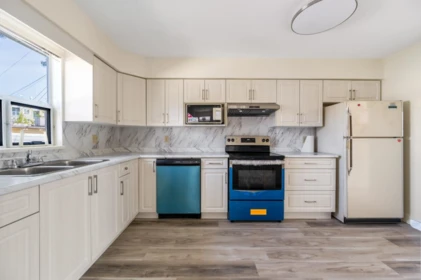 Breakfast Nook Photo of 2547 E 34th Avenue, Vancouver, BC