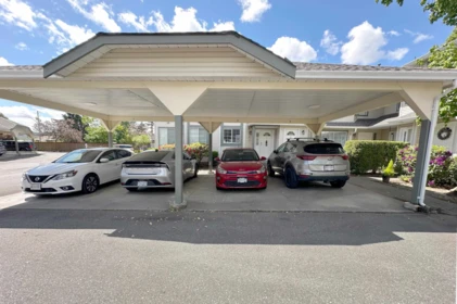 Hot Tub / Spa Photo of 3 5760 174 Street, Surrey, BC