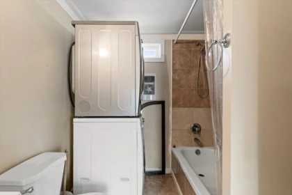 Primary Bathroom Photo of 28 3942 Columbia Valley Road, Cultus Lake, BC