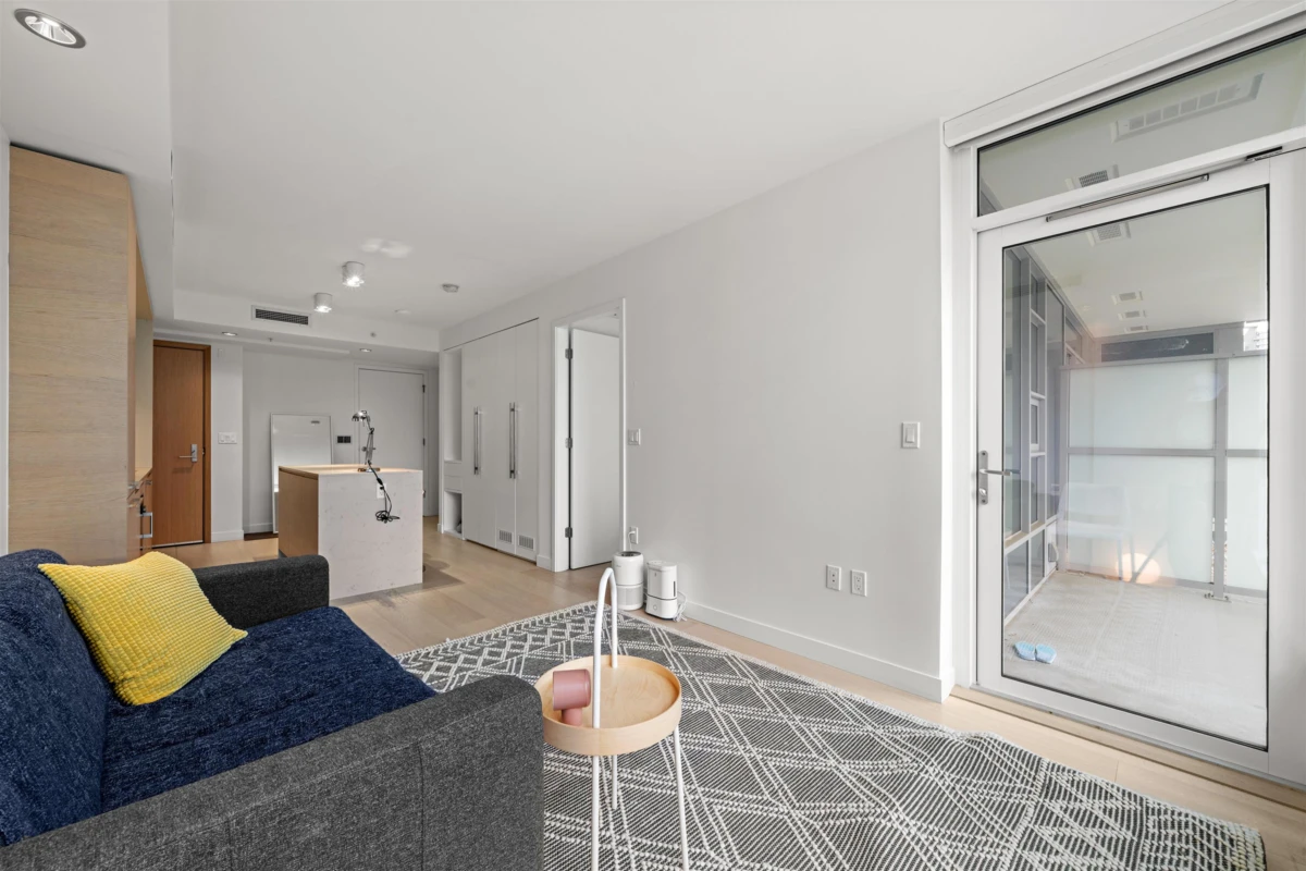 Family Room Photo of 1009 1289 Hornby Street, Vancouver, BC