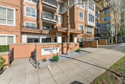Swimming Pool Photo of 317 611 Regan Avenue, Coquitlam, BC