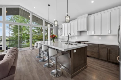 Kitchen Island Photo of 48 4295 Old Clayburn Road, Abbotsford, BC